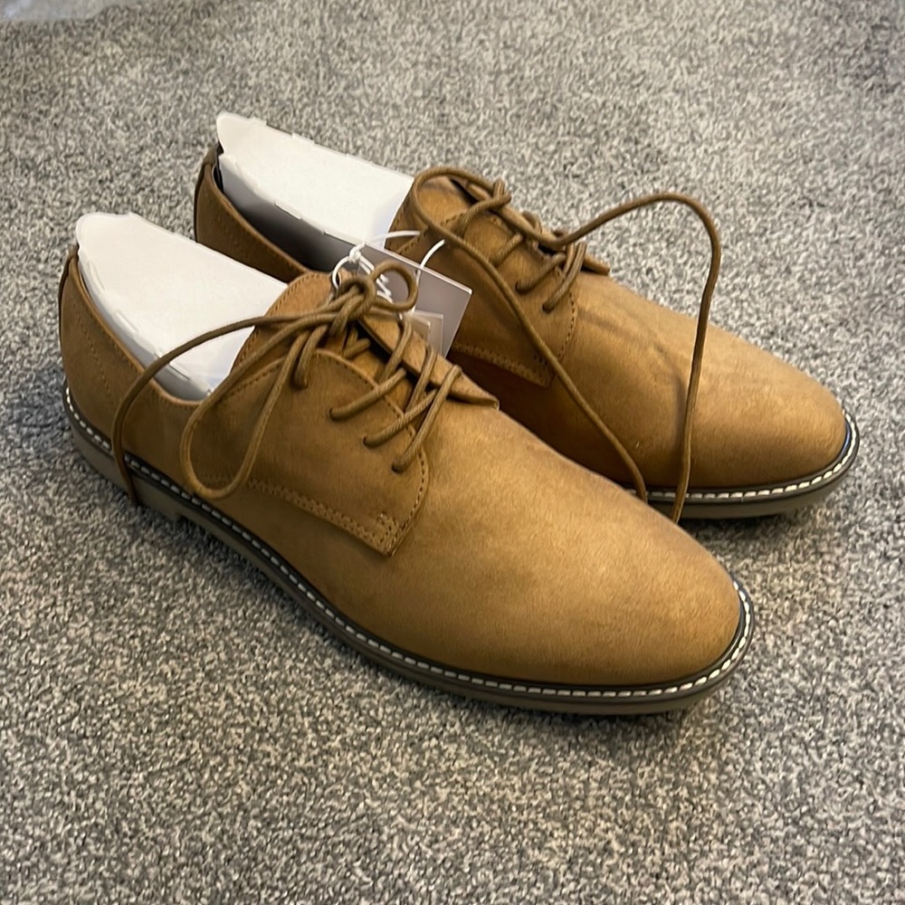 Old navy casual/dress shoes